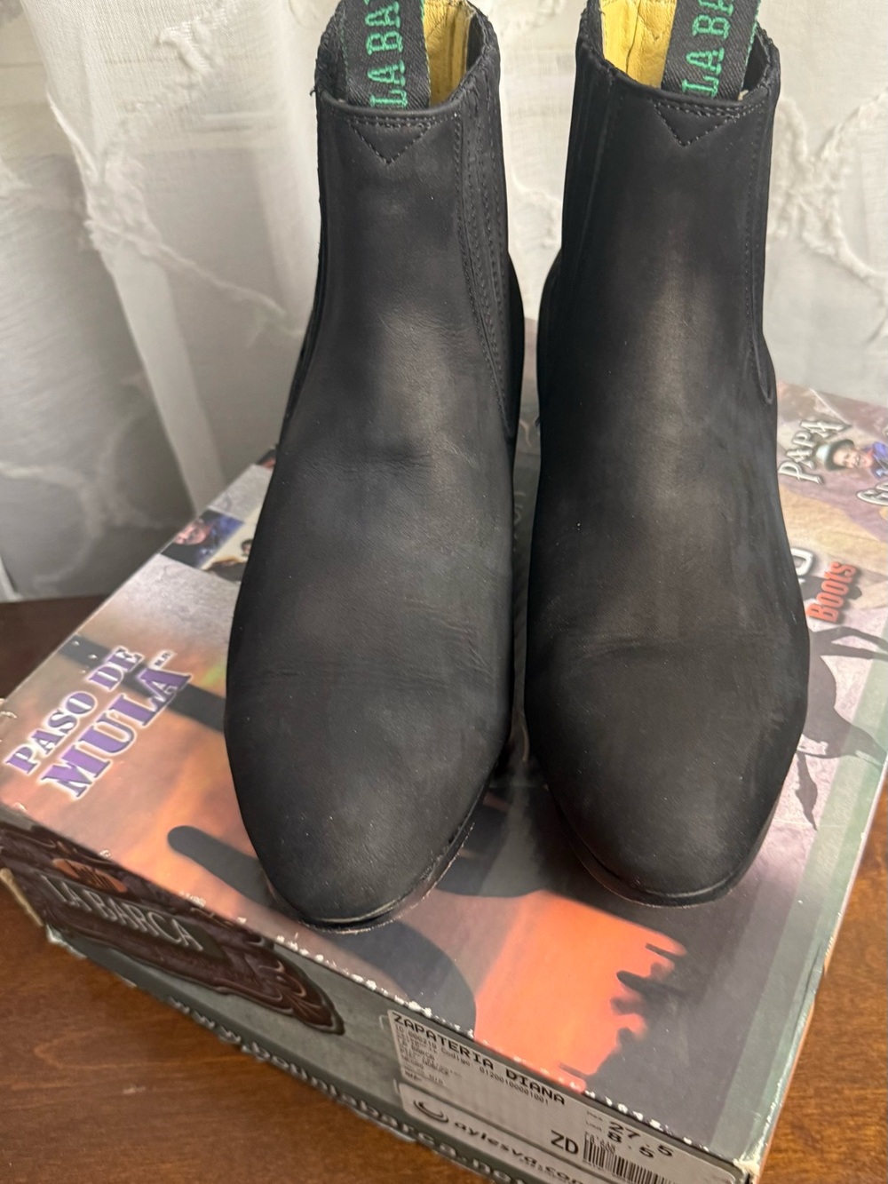 Black Men's Chelsea Boots - Classic Slip-On Style Nobuck leather SZ 8.5 pre- LV